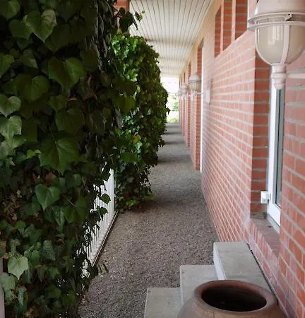 Tholes Gastehaus Hotel 3*